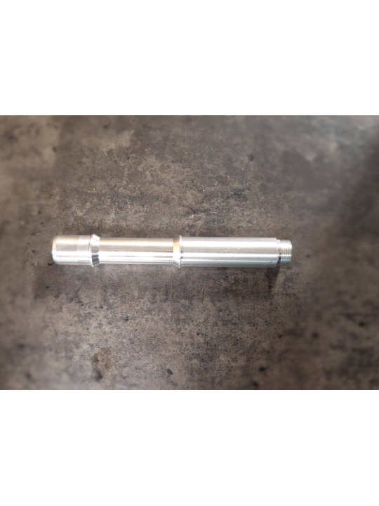EJE RUEDA TRASERA SYNCROS SIN RODAMIENTOS 148mm