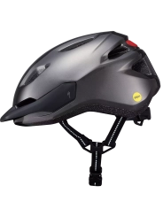 Casco infantil Specialized Shuffle con luz trasera LED encendida.