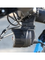 Faro CatEye GE100 montado sobre manillar de e-bike Specialized y Scott.
