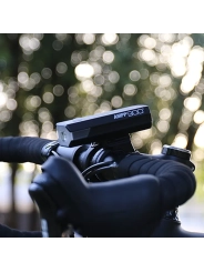 Faro Delantero CatEye AMPP 900 (HL-EL089RC) | Al-Límite Bicis