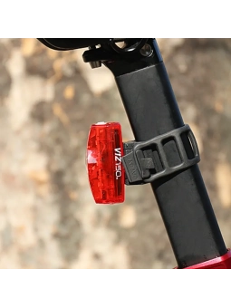 Soporte-tija-aero-luz-CatEye-ViZ150-SP15-accesorios-ciclismo-carretera