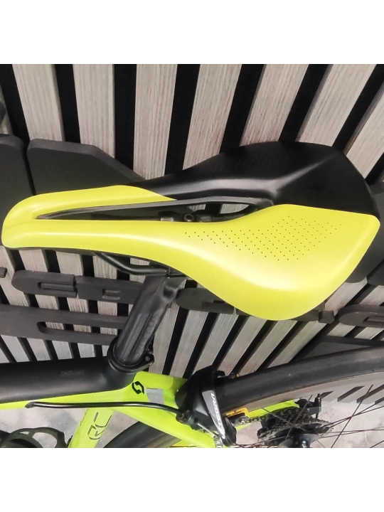 sillin-specialized-power-body-geometry-scott-addict-rc